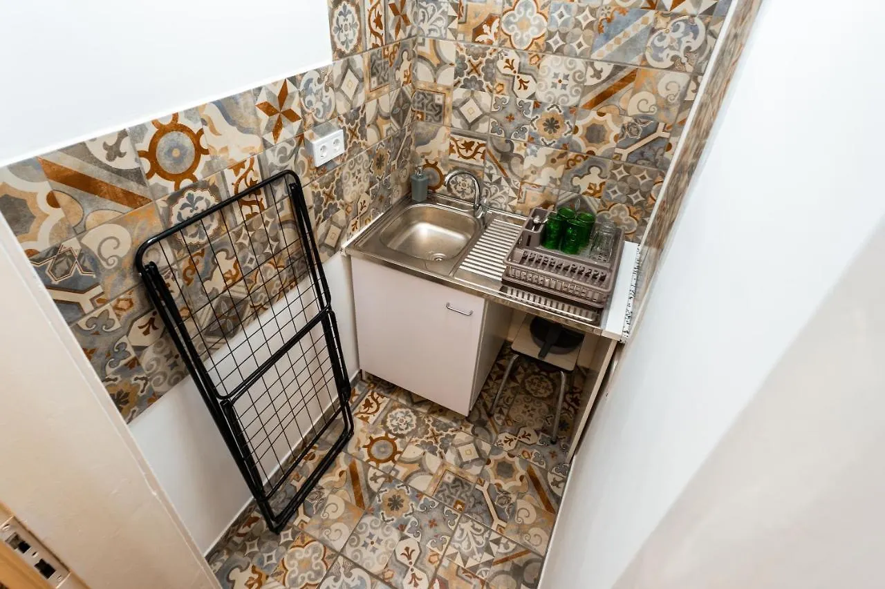 Palace Quarter Suite بودابست 0*,  المجر