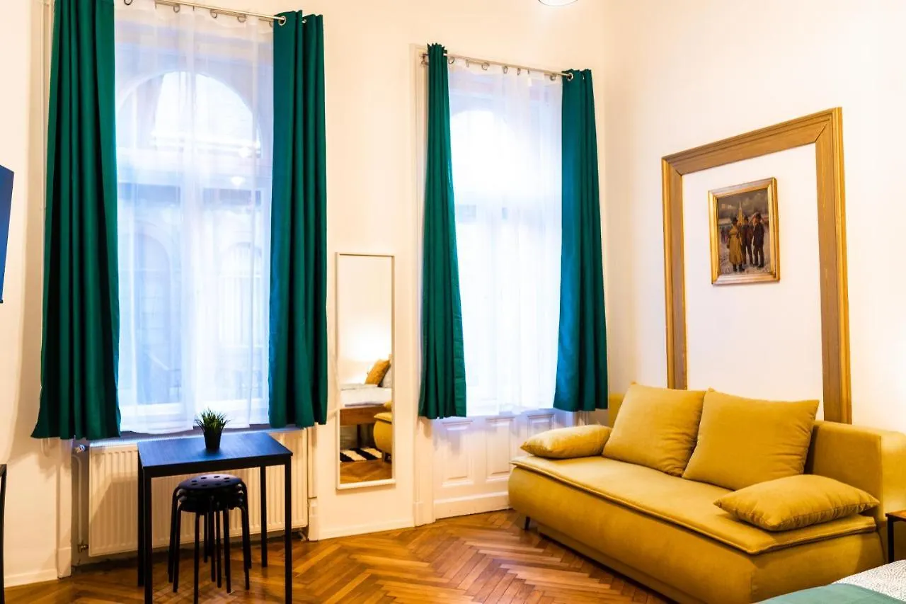 Palace Quarter Suite Budapest Apartman